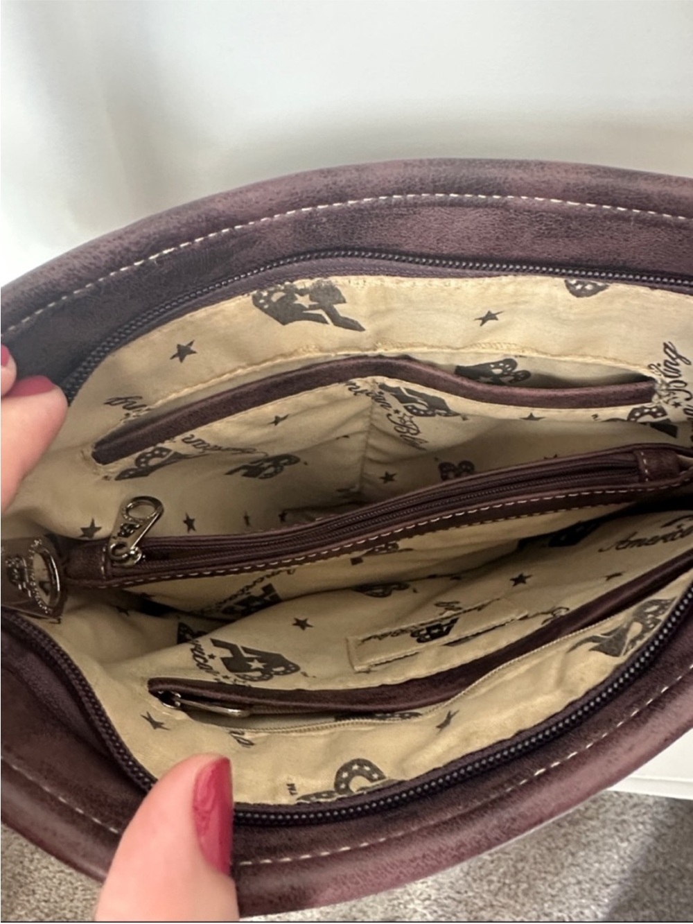Western Laser-Cut Conceal Carry Crossbody Bag - Picture 8 of 11